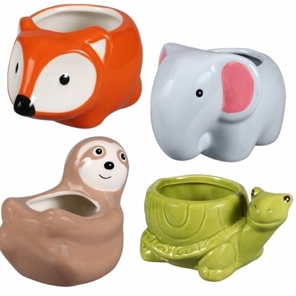 Polar Bear Animal Flower Succulent Planter Pot - Picture 6 of 7